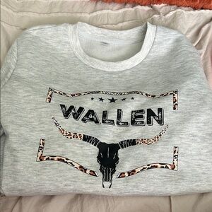 SHEIN Gray Graphic Kids Sweater